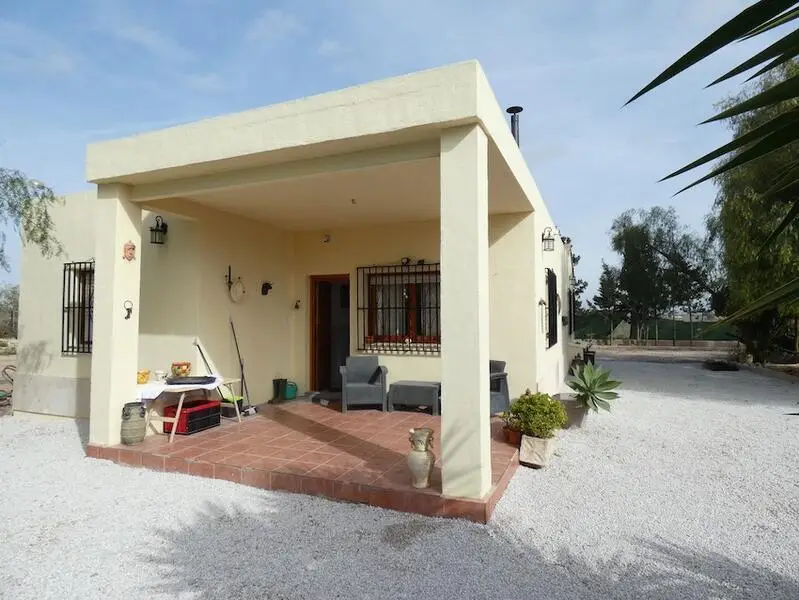 Casa de Campo 4 Dormitorios La Marina Alicante