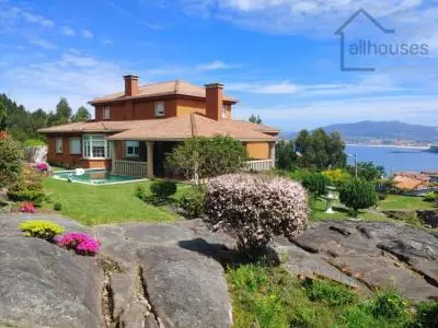 Chalet con vistas en Baiona 5 dormitorios 1423m2