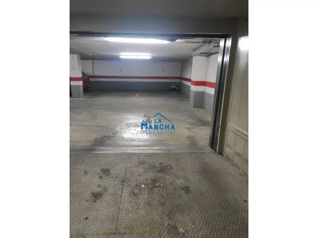 Plaza de Garaje en Barrio del Pilar Alquiler 65 Euros