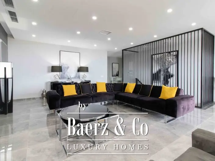 Villa de Lujo 5 Dormitorios en Venta