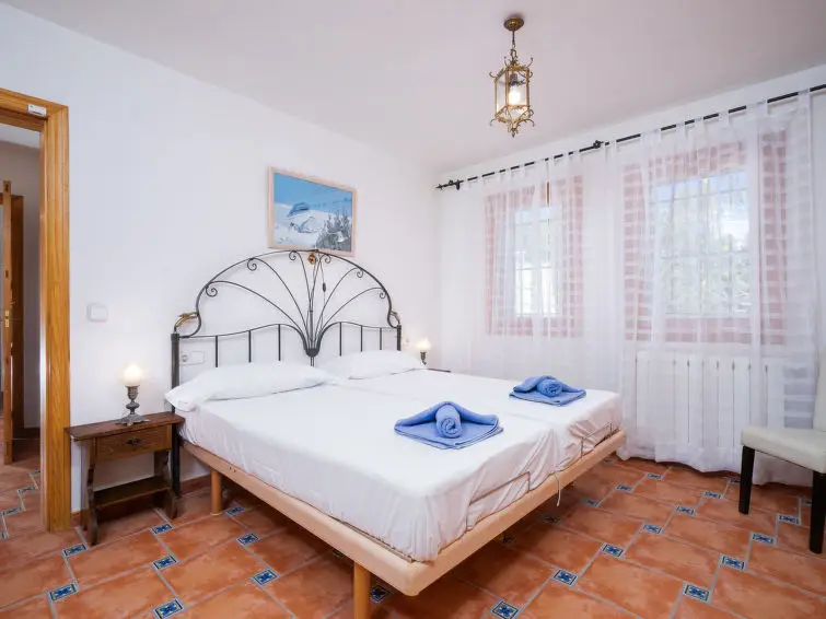 Casa-Villa de 1 Dormitorios alquiler Moraira, España
