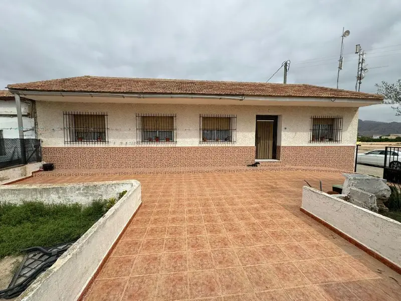 Venta Casa con Patio en Huerta del Raal 5 Dormitorios