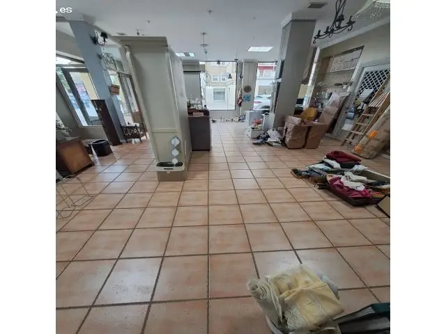 Local Comercial en Centro de Jerez 7 Escaparates