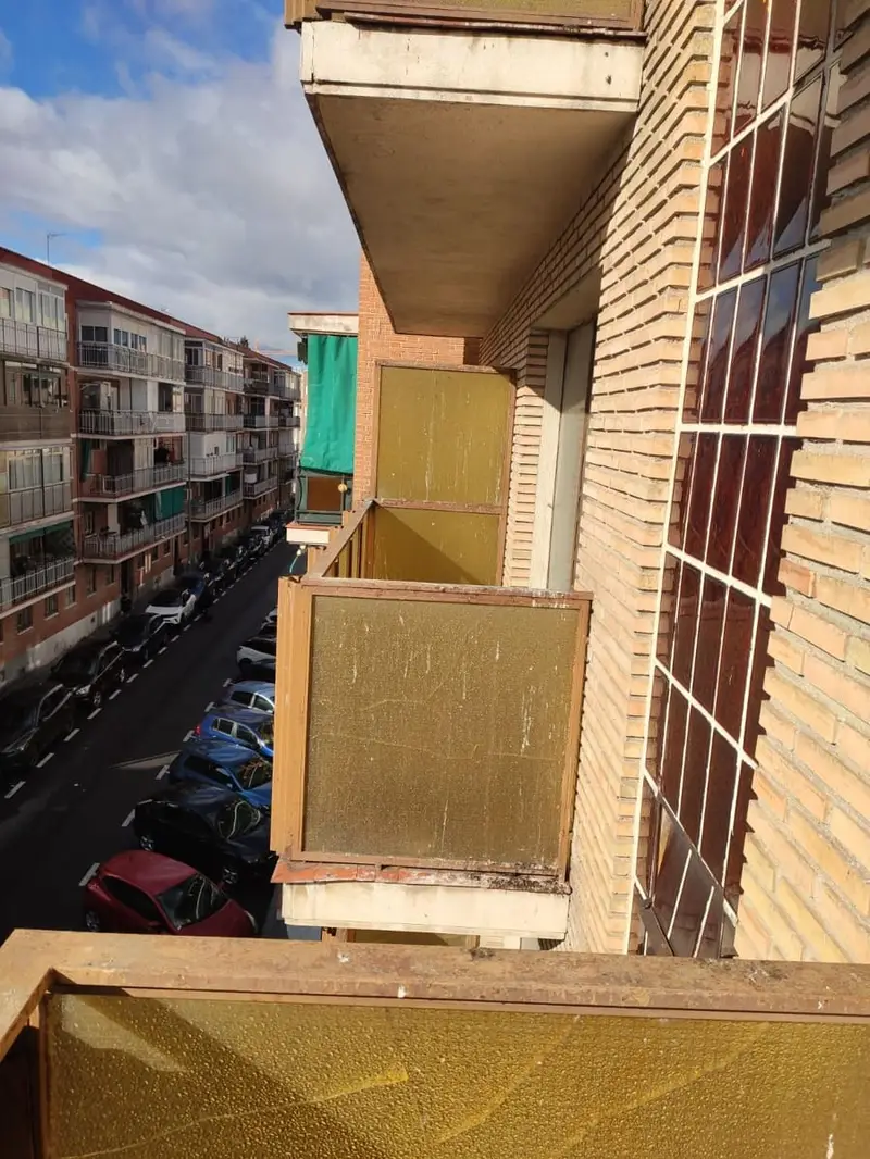 Edificio 6 Plantas Leganes 54 Estudios Estudiantes Reforma