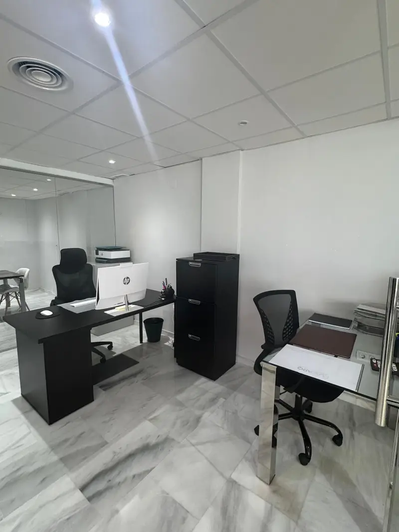 Oficina en Venta Nueva Andalucia Magna Marbella