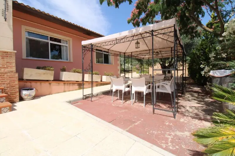 Venta Chalet y Restaurante Rural Reformado Castalla
