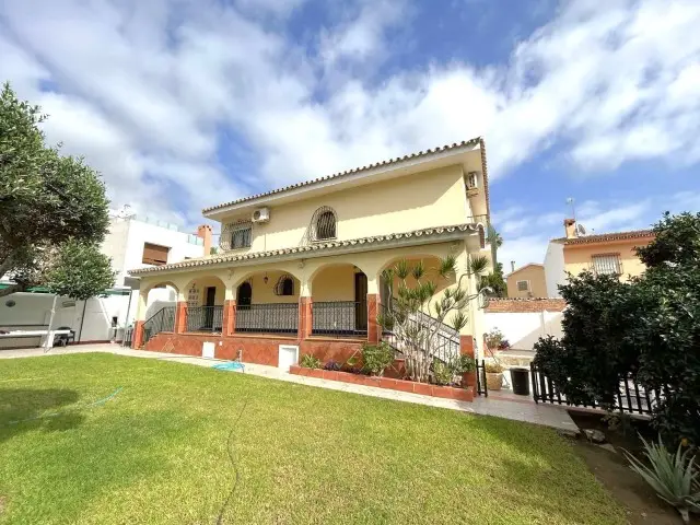Casa Villa 5 Dormitorios Mijas