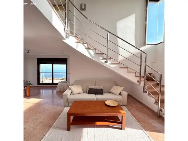 Apartamento Duplex con Vistas al Mar y Piscina en Tavernes de la Valldigna