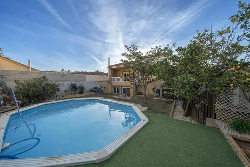 Chalet con Piscina en Otura Granada