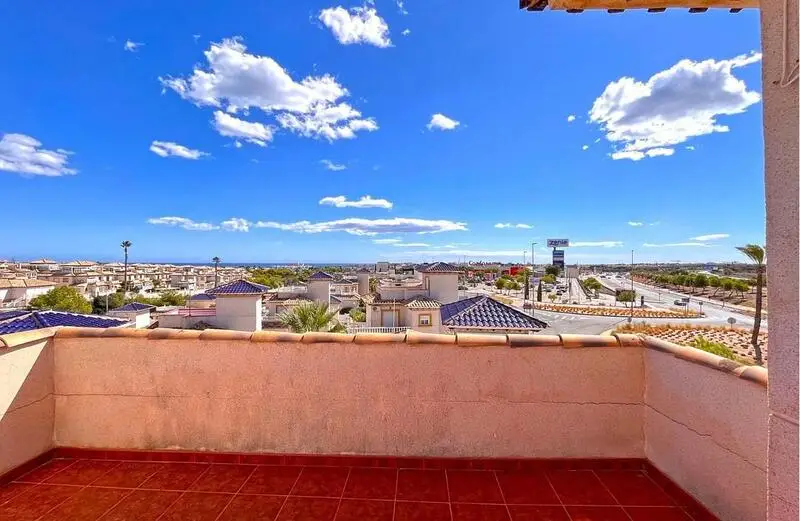 Villa 4 Dormitorios 3 Baños La Zenia Piscina Privada
