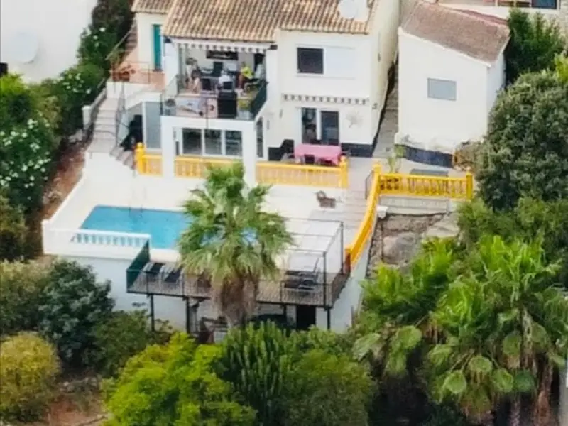 Chalet en Jalon con Chimenea y Piscina Privada