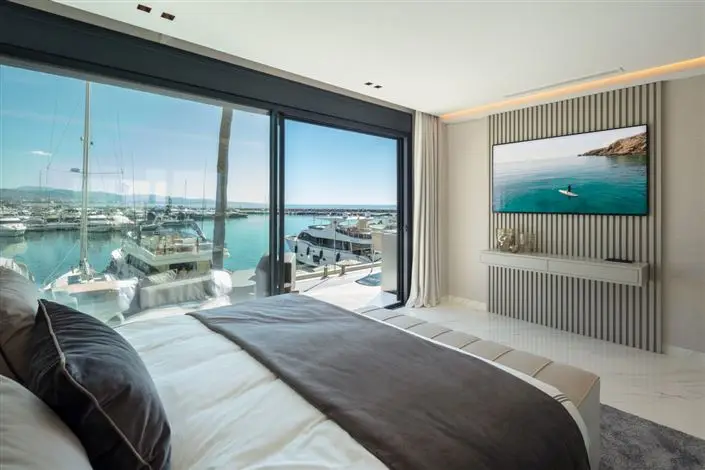 Apartamento 3 Dormitorios Puerto Banús Vistas Panorámicas