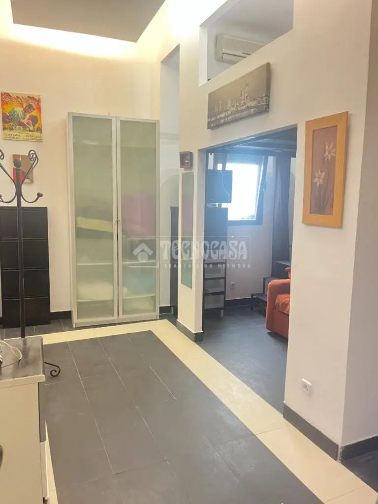 Estudio en Venta Cuatro Caminos 28m2 Ascensor Altillo