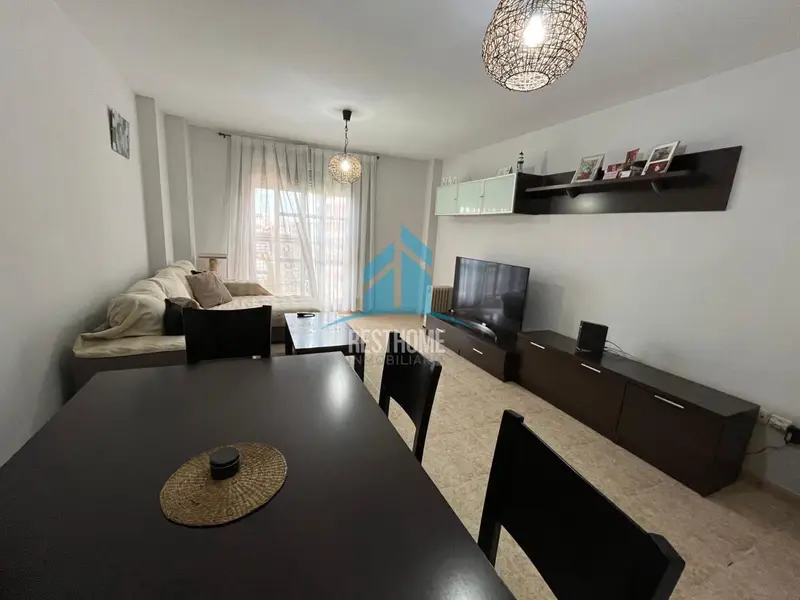 Piso en Venta en Silla Valencia 3 Dormitorios Garaje Trastero