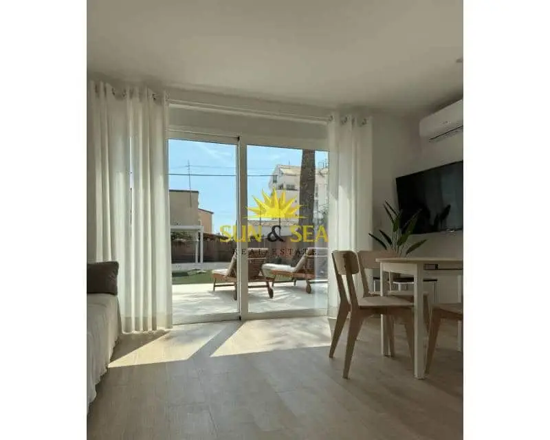 Apartamento en Altea Alicante Planta Baja Amueblado Jardin Terraza