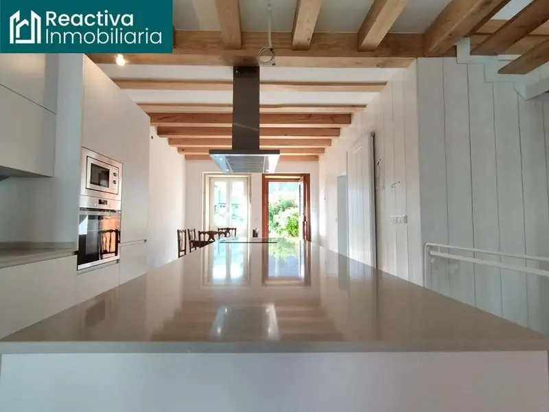 Venta Adosado de 3 habitaciones en Noia - Ref: Di-0104