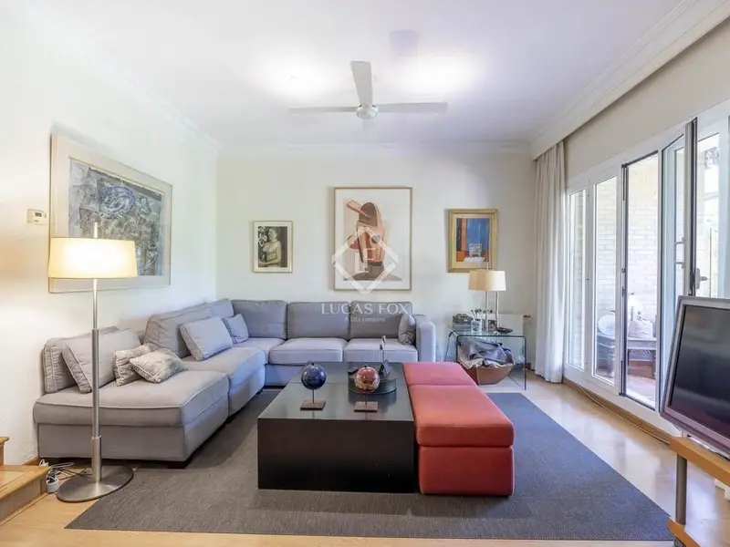 Casa adosada en Campolivar 4 dormitorios 2 baños