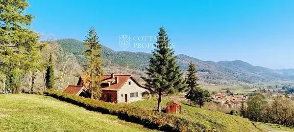 Masia siglo XVIII Garrotxa 10000m2 Girona