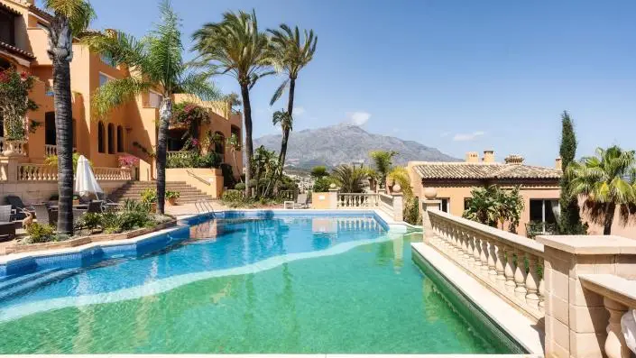 Duplex 3 Dormitorios Lujo Nueva Andalucia