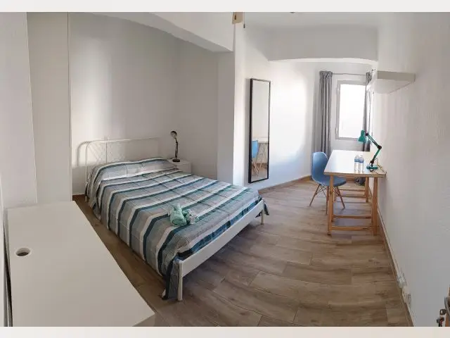 Habitación Alquiler Almería Cerca Playa Universidad