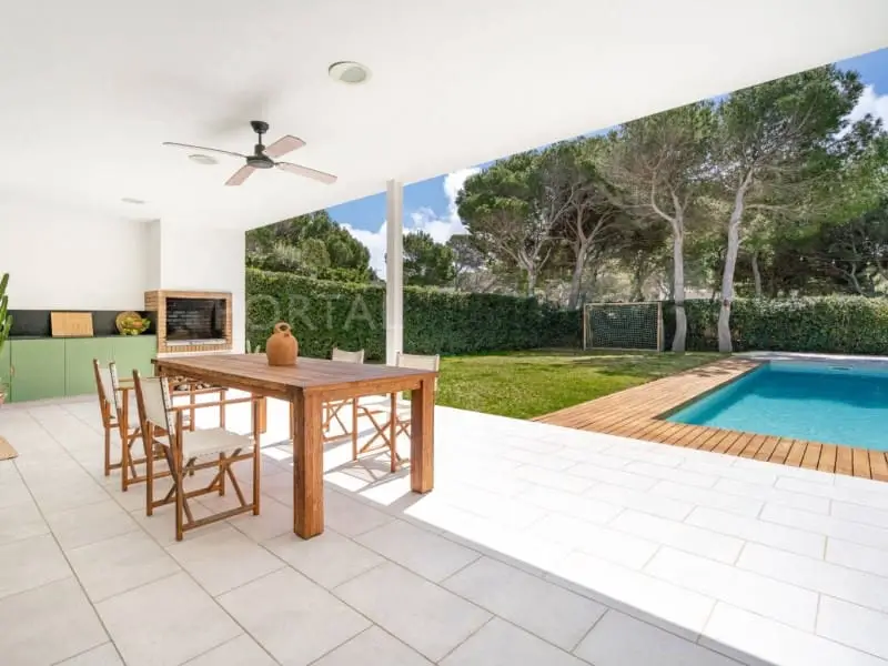Chalet en Cala Morell con Piscina y Licencia Turistica