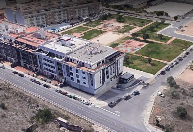 Venta Local Comercial con Terraza en Onda