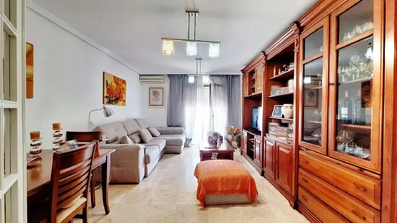 Venta Piso 4 Dormitorios Algeciras Centro ALT64