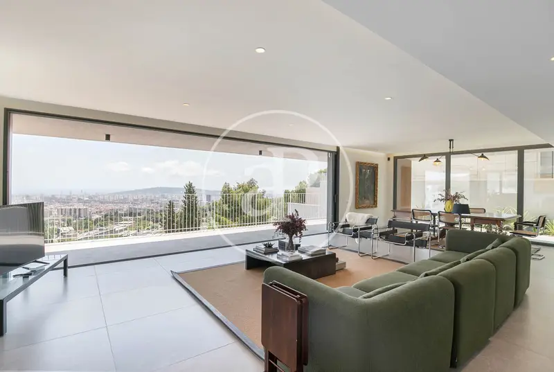 Casa Moderna en Sarria con Vistas Panoramicas