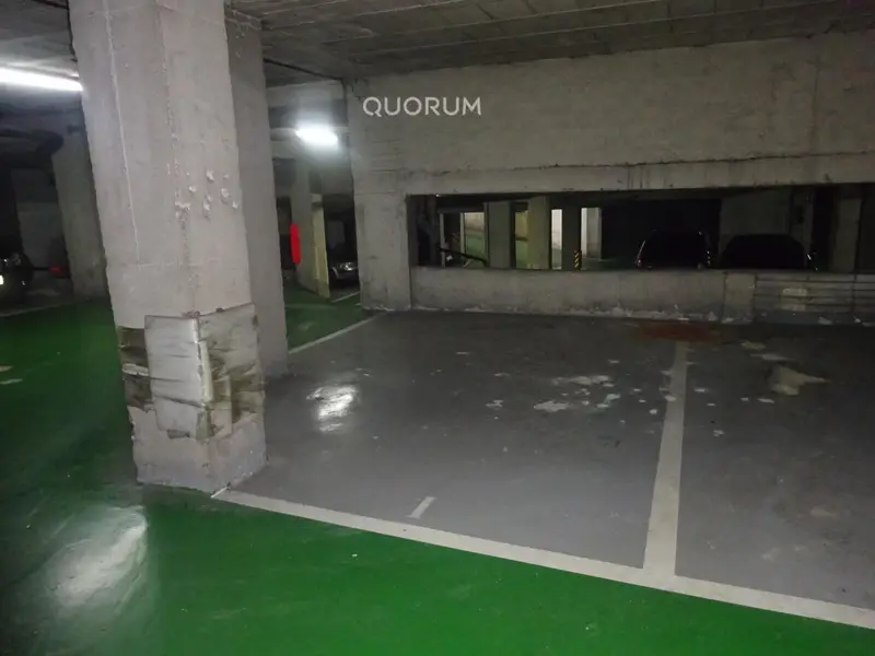 Parcela de Garaje en Santutxu para Coche Pequeño