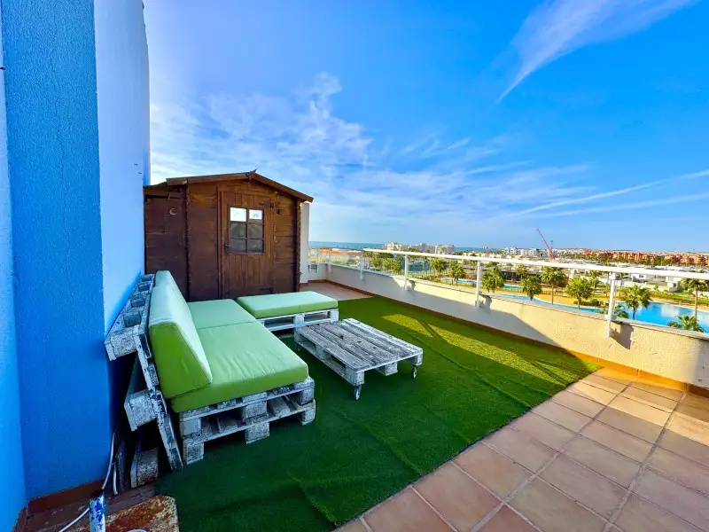 Venta Ático de Lujo en Almerimar - 2 Dormitorios, 2 Baños, Vistas al Mar