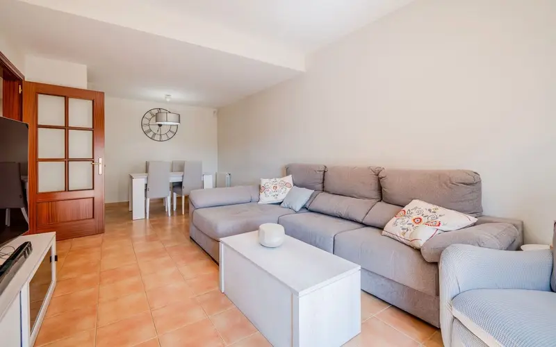 Casa adosada en Cruïlles Monells 4 habitaciones 3 baños