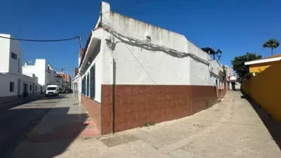 Casa en venta en San José San Bernardo Planta Baja con Garaje y Azotea