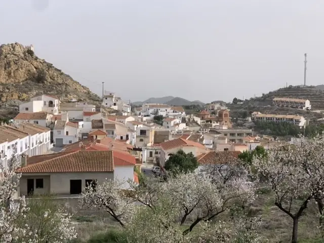 Casa de Pueblo 5 Dormitorios en Lubrin
