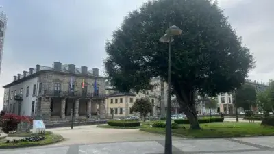 Casa en Venta Ribadeo Zona Plaza Concepcion Arenal 5 Dormitorios
