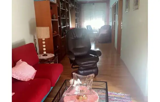 Rent a room in Sant Llorenç d'Hortons