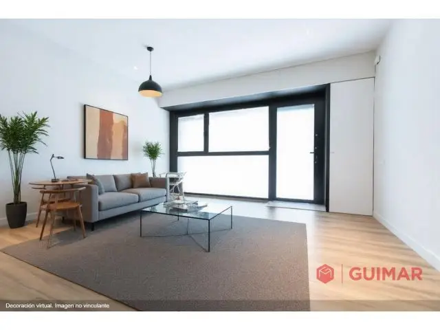 Estudio Reformado Sarria Hospital Cima 79m2