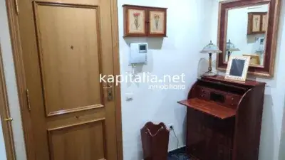 Piso en Venta en Albaida con Garaje y Terraza