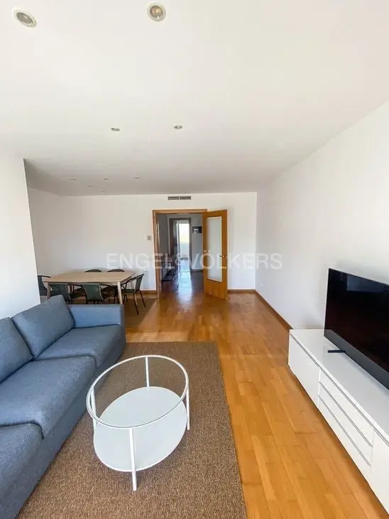 Atico en Sitges con 4 dormitorios y piscina comunitaria
