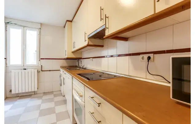 Apartamento 7 Dormitorios Madrid Estudiantes