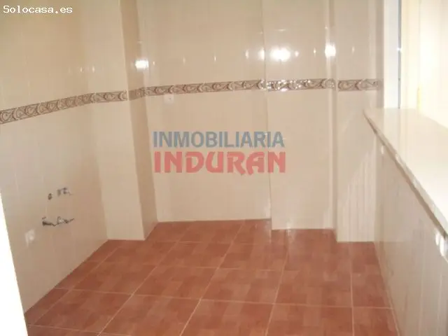 Piso en Calle Gerona Cerca del Ayuntamiento 70m2 2 Dormitorios
