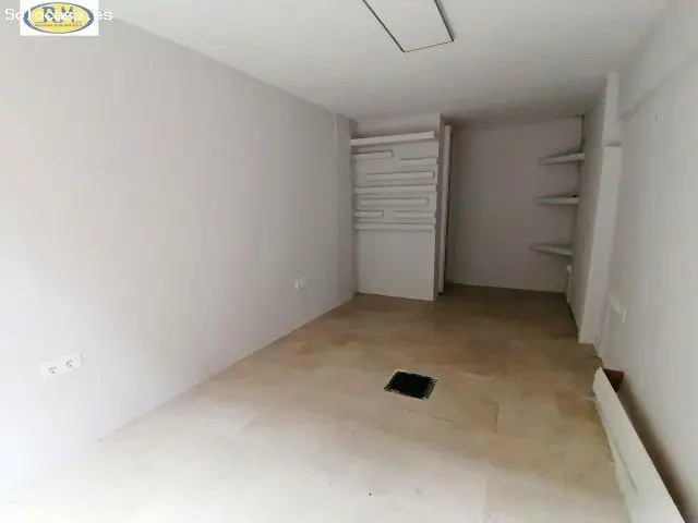Local Comercial en Centro de Caceres Junto Paseo Canovas