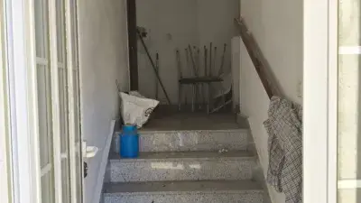 Casa en Venta Calle Alcalde Espiñeira: Dos Plantas y Sótano