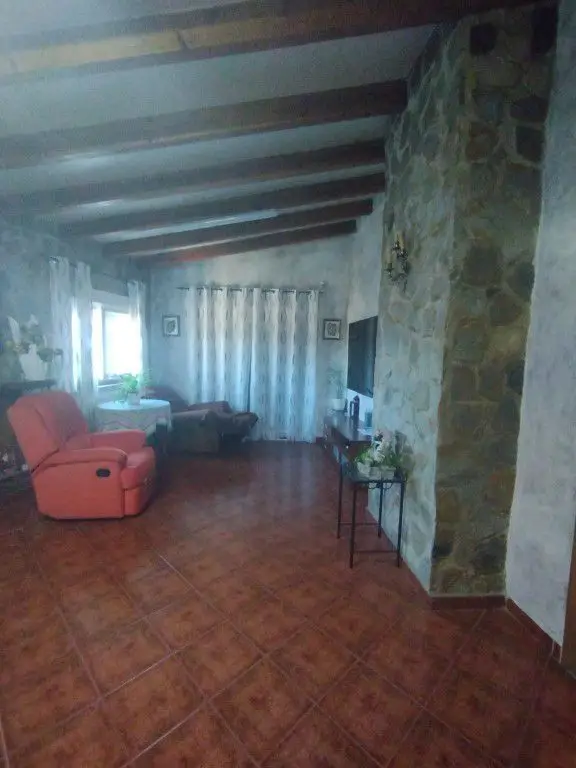 Venta Chalet de 4 habitaciones en Sax - Ref: RP1855