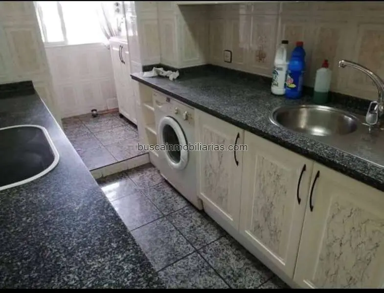 Piso en venta en Sevilla: Inversión con gran potencial