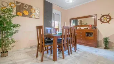 Casa pareada en venta en Sanlúcar La Mayor