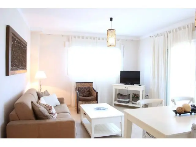 Chalet en Denia con Vistas a la Playa y Acceso Directo