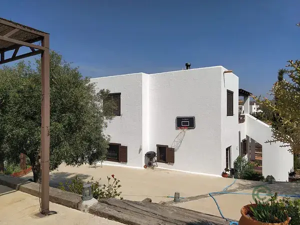 Casa unifamiliar en Las Negras con vistas al mar y piscina