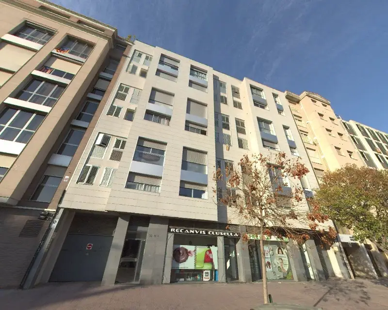 Piso en venta en Sabadell calle Sant Ferrán