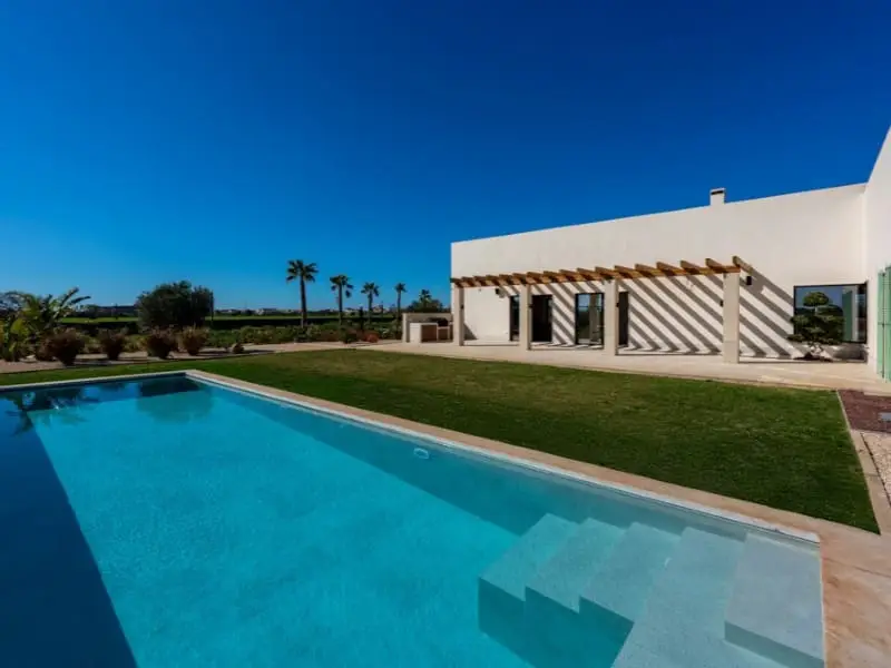 Finca Moderna en Campos Mallorca 480m2 3 Dormitorios Piscina
