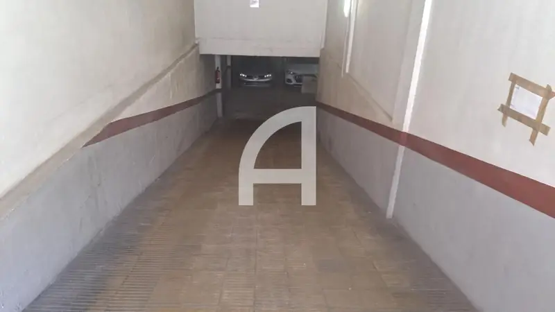 Plaza Parking en Venta Terrassa Ca n Aurell Cerca Estacion FGC